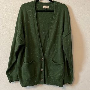 UNIVERSAL THREAD oversized cardigan. Size XXL.